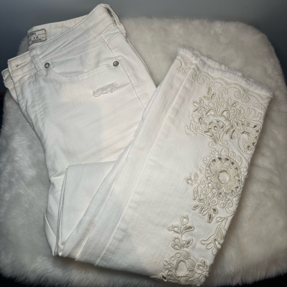 Free People White/Cream Embroidered Jeans